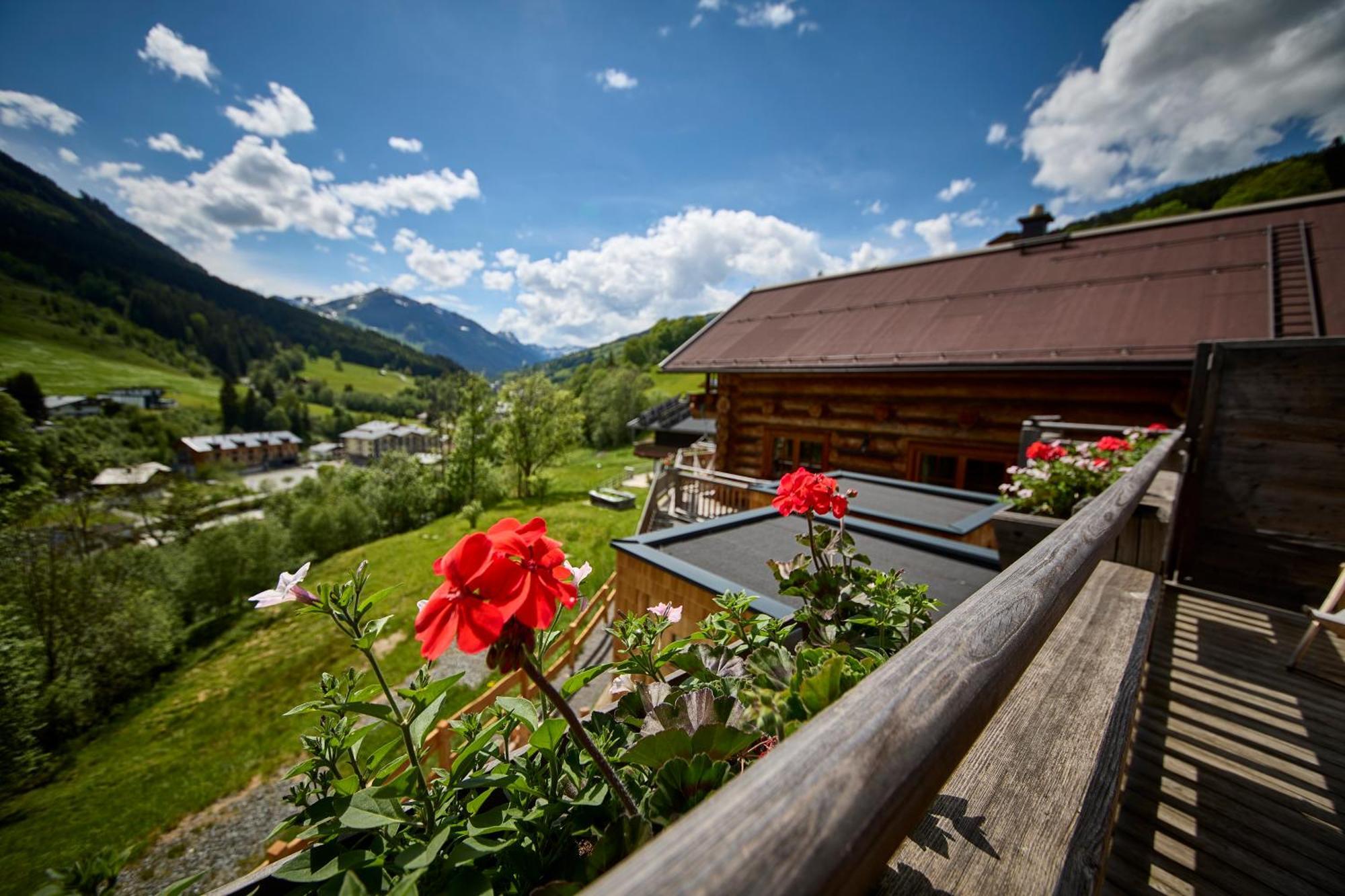 Drei Hittn Saalbach Apartment Екстериор снимка